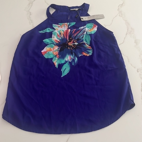 ROSE & Thyme Halter Sleeveless Blouse Size Medium - Picture 2 of 5